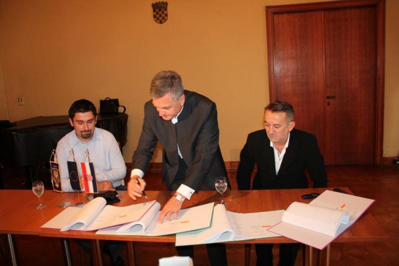 Potpisan ugovor o početku radova na šibenskoj tvrđavi Barone